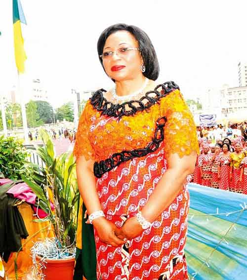 Folorunsho Alakija, Nữ tỷ phú giàu nhất thế giới, Tỷ phú Nigeria
