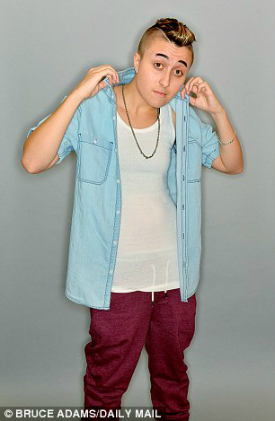Justin Bieber, cô gái chuyển giới giống Justin, chuyển giới để giống Justin, bản sao Justin