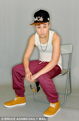 Justin Bieber, cô gái chuyển giới giống Justin, chuyển giới để giống Justin, bản sao Justin