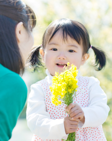 chăm con,kĩ năng chăm con,bà mẹ đơn thơn