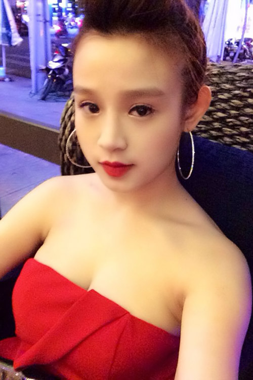 Hot girl việt,Mi Vân,Huyền Baby,Vân Hugo