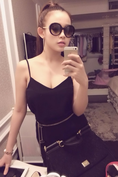 Hot girl việt,Mi Vân,Huyền Baby,Vân Hugo