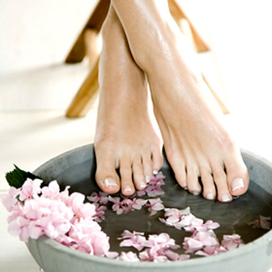 Giúp bạn loại bỏ những khó chịu trên đôi chân của mình