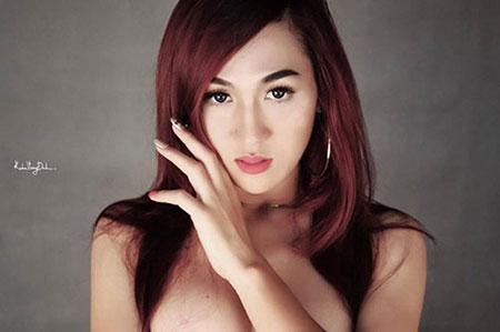 Những cô gái chuyển giới xinh đẹp