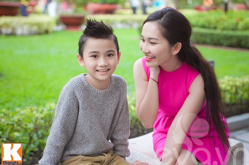 Jennifer Phạm,Kim Hiền,Showbiz việt