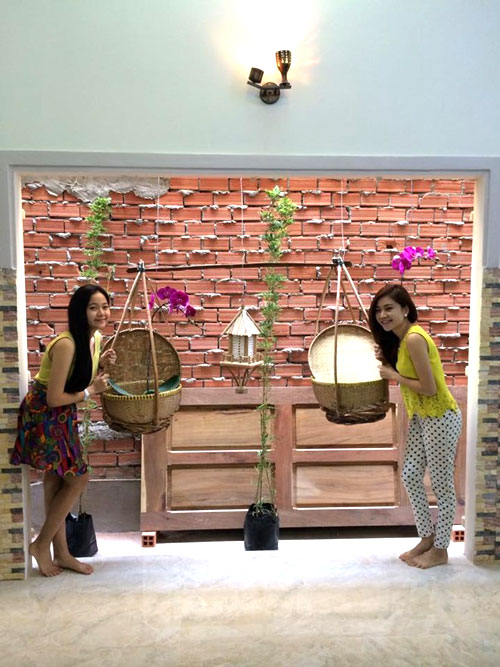 Tam Triều Dâng,Tiểu Angela Phương Trinh,Nhà Tam Triều Dâng
