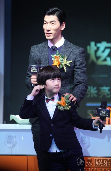 Subeo,Im Chan Hyung,Sung Joon,Huỳnh Tân,Jacky Minh Trí,Rio Hạo Nhiên