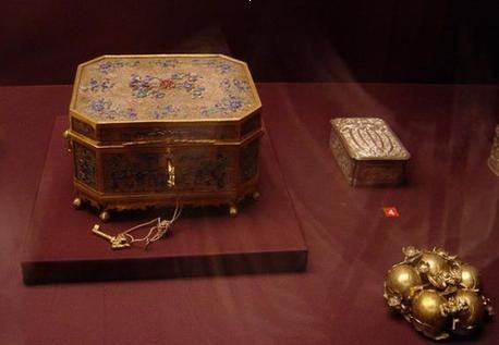 Lịch sử Trung Hoa,Vua chúa Trung Hoa,Đêm động phòng của vua chúa trung hoa