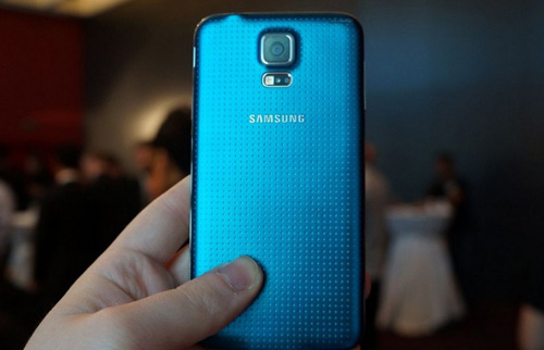 Galaxy S5,Iphone 5S,Samsung Galaxy S5