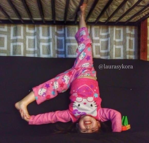 bà mẹ Yoga,bà mẹ dáng đẹp như chưa sinh con