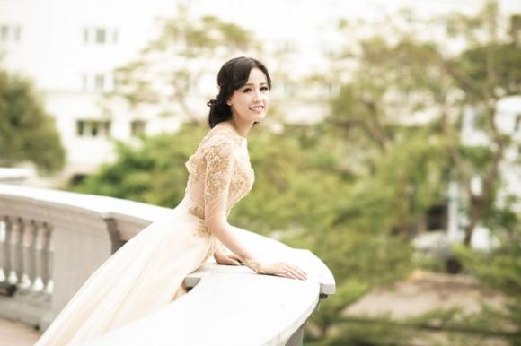 Mai Phương Thúy,Hoa hậu Mai Phương Thúy,Hoa hậu Việt Nam 2006