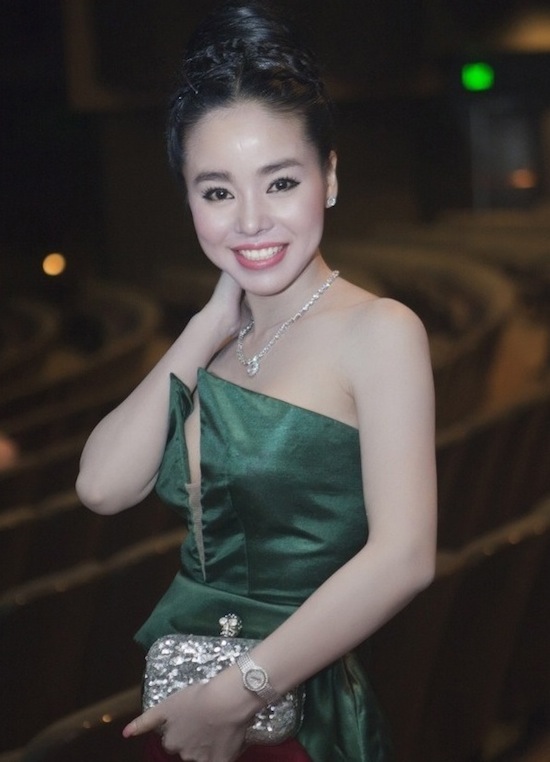 Hoa hậu Phụ nữ người Việt Thế giới,Nữ doanh nhân - diễn viên Hạ My,Hạ My