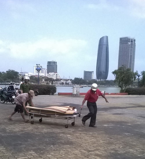 Xác cô gái trên sông Hàn,Thi thể phụ nữ,Xác chết trôi sông