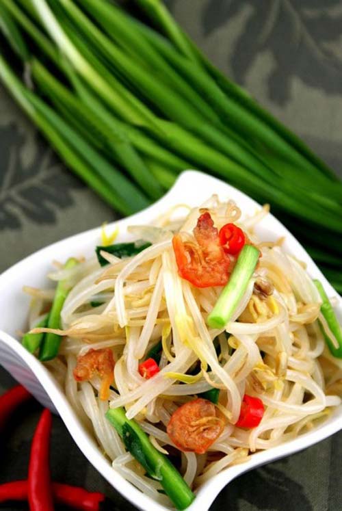 Vịt cỏ xáo măng,Nộm giá đỗ,Chả ếch lá lốt,Món ăn ngon