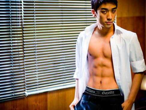 Sao,mỹ nam,nổi tiếng,bị tố phẫu thuật thẩm mỹ