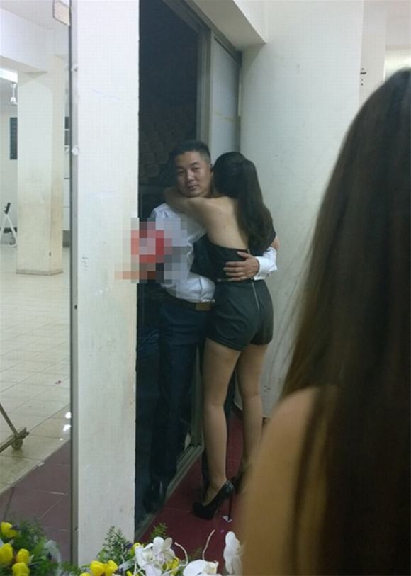 Những sao có người yêu là đại gia