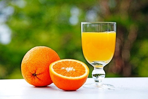 Nước cam,Công dụng của quả cam,Cam làm thuốc,Cung cấp vitamin C