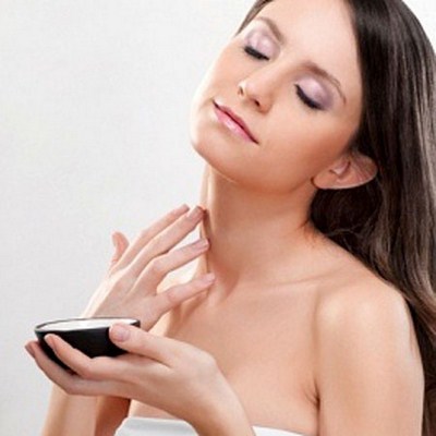 trang điểm,make up giúp da mịn màng,chăm sóc da,cách trang điểm tự nhiên