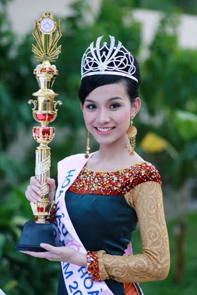 Ngô Phương Lan,Thụy Vân,Diễm Hương,Thùy Lâm,hoa hậu ở ẩn,sao việt ở ẩn