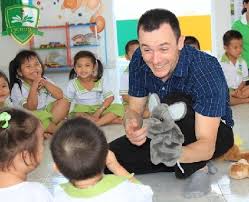 Chăm con,kinh nghiệm chăm con học giỏi,động viên,không làm hộ bài