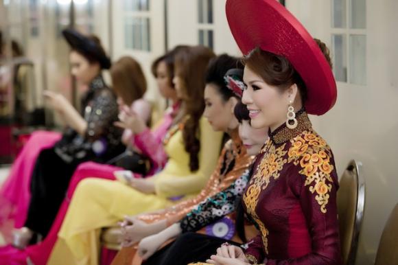 Hoa hậu,hoa hậu Bùi Thị Hà,cận cảnh,vẻ đẹp,quý phái