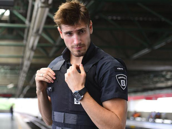 Chàng bảo vệ đẹp trai nhất quả đất,Guilherme Leao,Chàng bảo vệ hot nhất Brazil