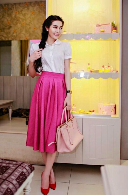 Showbiz Việt,Dương Thuỳ,tài năng mới,9X,Quy Nhơn,chân dài,triển vọng.
