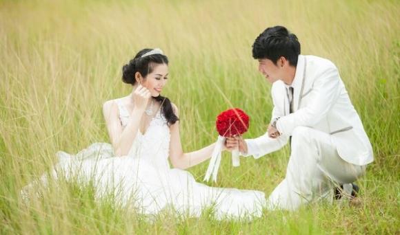 Showbiz Việt,Dương Thuỳ,tài năng mới,9X,Quy Nhơn,chân dài,triển vọng.