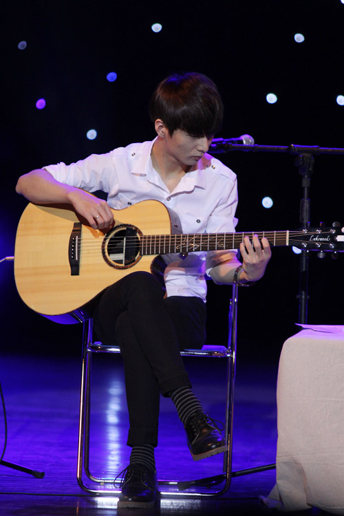 Văn Mai Hương,ca sĩ,búp bê,thần đồng,guitar,xứ Hàn,Sungha Jung.