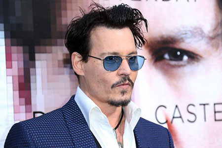 Johnny Depp,tài tử,đóng phim,cướp biển vùng Carbe,hầu toà,vụ giết người.
