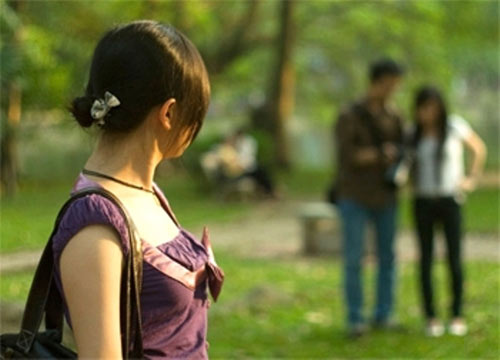 Người thứ ba,tử tế,hôn nhân,gia đình,khóc lóc,anh quay về,tình yêu.