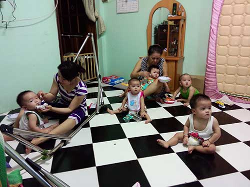 Gia đình,sinh năm,Sài Gòn,sức khoẻ,các bé,bình thường,tương lai,lo lắng.