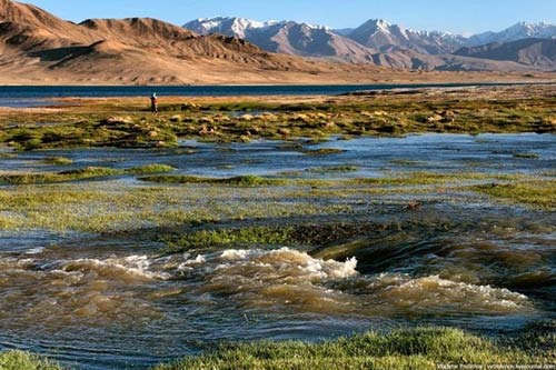 Hồ Karakul,Núi Pamir,hồ đen Trung Á,vườn quốc gia Tajikistan