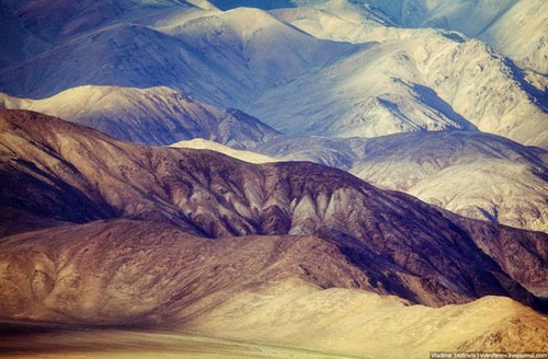 Hồ Karakul,Núi Pamir,hồ đen Trung Á,vườn quốc gia Tajikistan