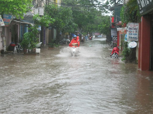 Hà nội ngập,Hà nội ngày mưa,Hà nội mùa mưa bão