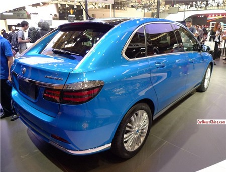 Xe đẹp,xe liên doanh,Daimler- BYD,đèn pha,kích ứng,thiết bị,đặc trưng,trải nghiệm,xế sang.