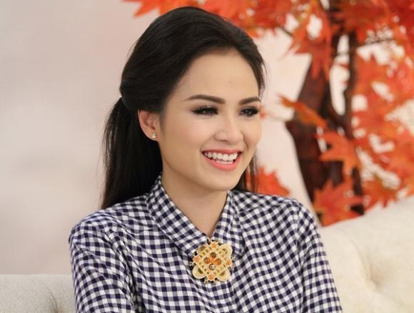 Hoa hậu Diễm Hương,Hoa hậu thế giới người việt 2010,Scandal hoa hậu Diễm Hương