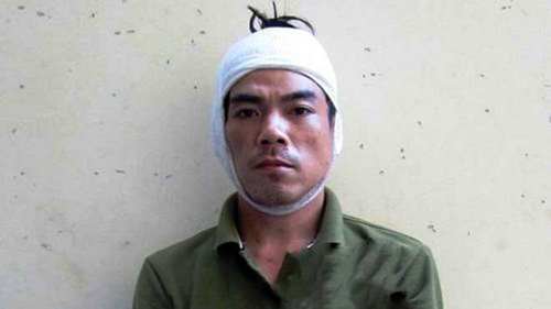 Con giết mẹ,Con đâm chết mẹ,Em chém anh trai