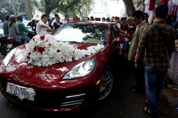 Tuấn Hưng,Ferrarri 458 Italia,Lamborghini Aventador,Porsche Panamera