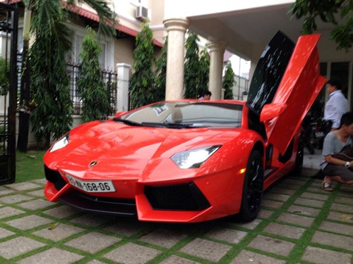 Tuấn Hưng,Ferrarri 458 Italia,Lamborghini Aventador,Porsche Panamera