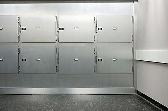 Chuyện lạ,chuyện lạ có thật,sống dậy,chết tiếp,quá lạnh,kiện tụng.