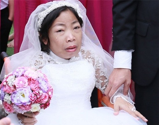 Tình yêu,đám cưới,nước mắt,suy thận,chứng kiến,cô dâu hạnh phúc.