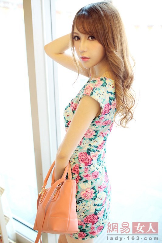 Angela Baby,tiêu thư,người đẹp,cư dân mạng,ngoại hình,đắt show.