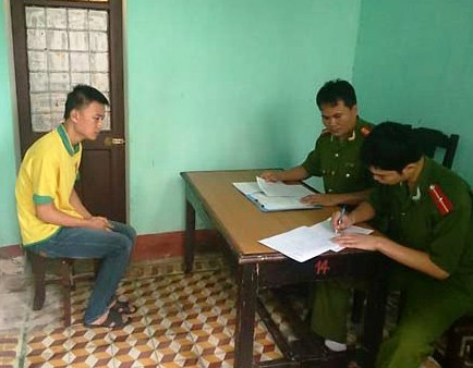 Đánh CSGT,Hành hung CSGT,Chống người thi hành công vụ,Vi phạm luật giao thông