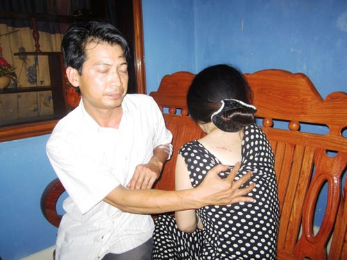 Cướp vàng,Chém người cướp vàng,Chích điện cướp vàng