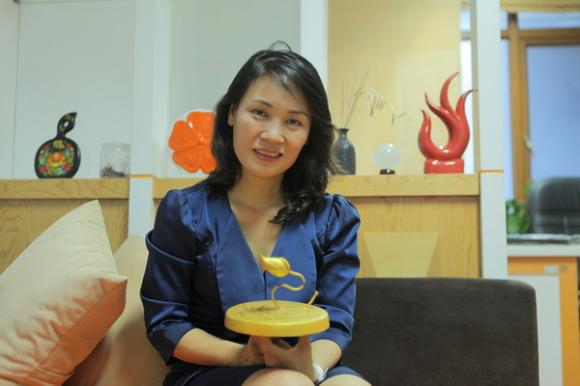 MC,nữ MC,gây sốt,thời xuân thì,Đan Lê,Diễm Quỳnh,Tạ Bích Loan.