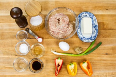 Món ăn,gà viên,kiểu nhật,mền,thơm ngon,đậm đà.
