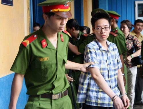 Án mạng,đồng tính,hành xử,chết oan,tử hình,kiềm chế.
