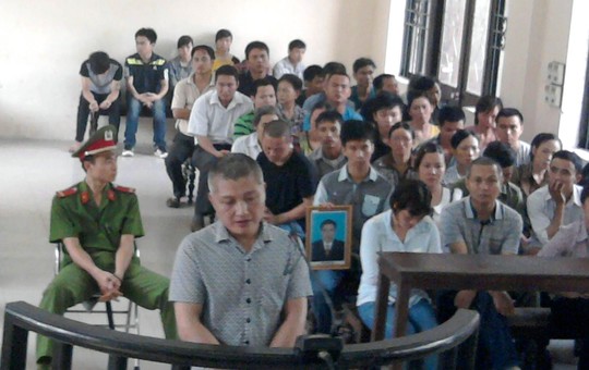 Vụ án giết người,giết bạn thân,Án mạng vì tình