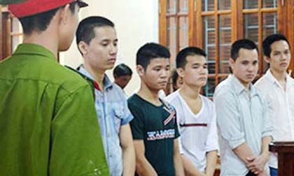 vợ thiểu năng, chồng khiếm thị, người bị khuyết tật
